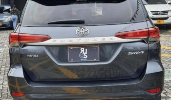 Toyota Fortuner 2018 lleno