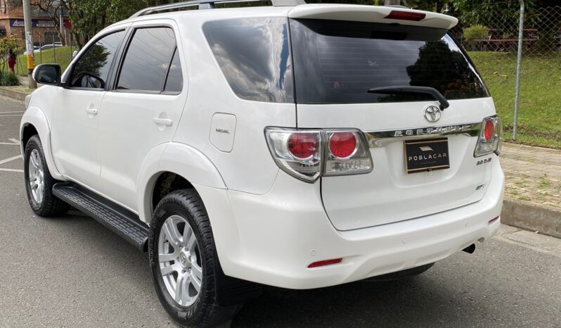 Toyota Fortuner SRV 2014 lleno