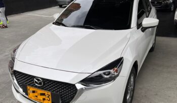 Mazda 2 Touring  2023 lleno
