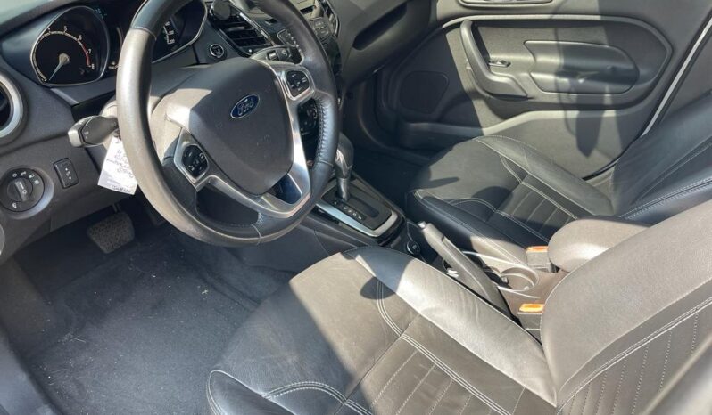 Ford Fiesta Titanium  2015 lleno