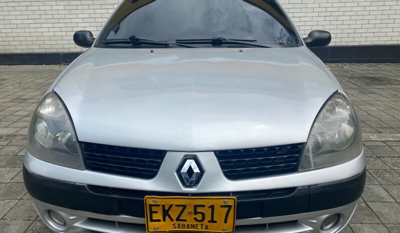 Renault symbol 2008 lleno