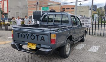 Toyota 4×4 1994 lleno