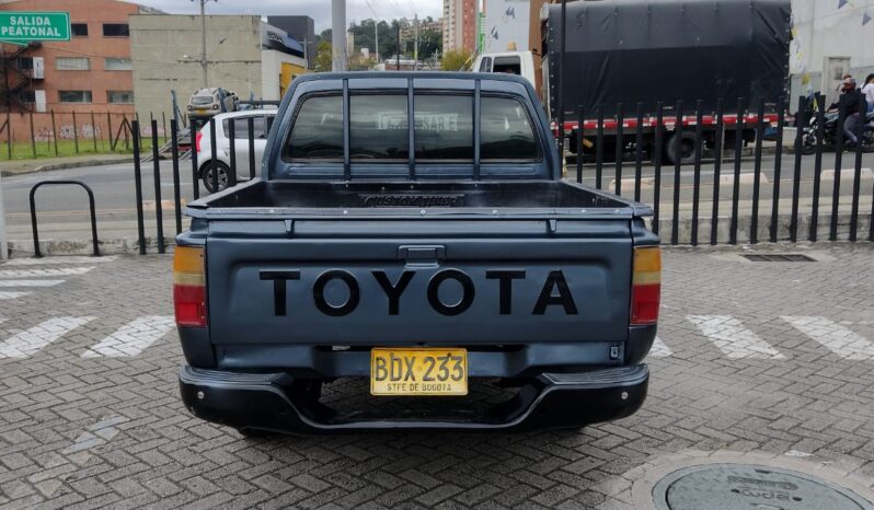 Toyota 4×4 1994 lleno