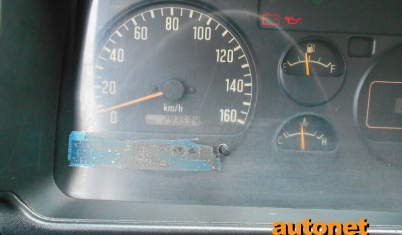 Chevrolet NKR 2000 lleno