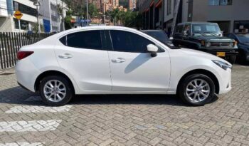 Mazda 2 Touring Sedán 2019 lleno