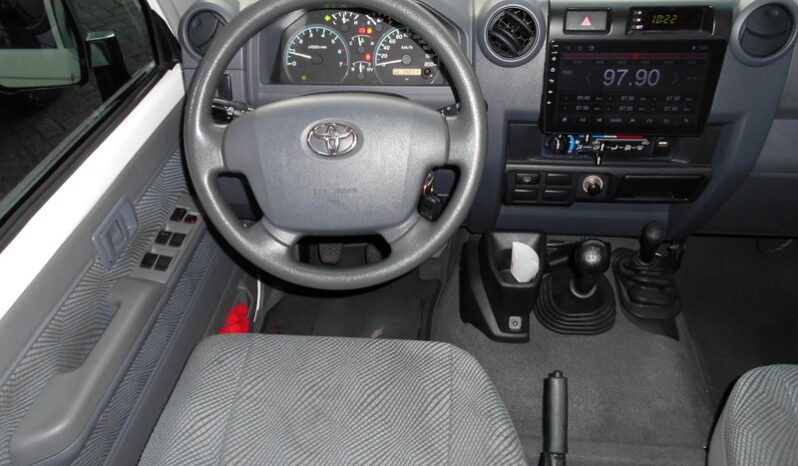 Toyota Land Cruiser 2015 lleno