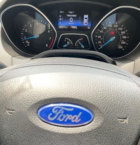 Ford Focus 2015 SE lleno