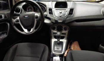Ford Fiesta 2015 SE lleno