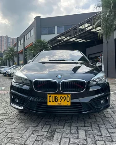 BMW Serie 2 2017 218i lleno