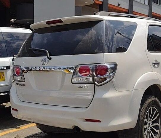 Toyota Fortuner 2012 lleno