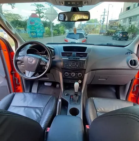 Mazda Bt50 2016 PROFESSIONAL lleno
