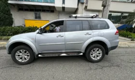 Mitsubishi Nativa 2015 3.5I