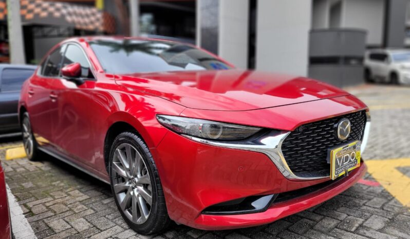 Mazda 3 2022 lleno