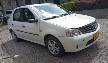 Renault Logan 2008 lleno