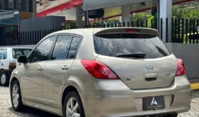 Nissan Tiida 2012 Premium