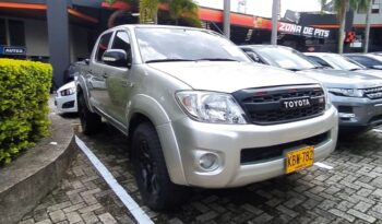 Toyota Hilux 2010 lleno