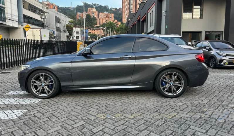 BMW M240i 2017 F22 Coupe lleno