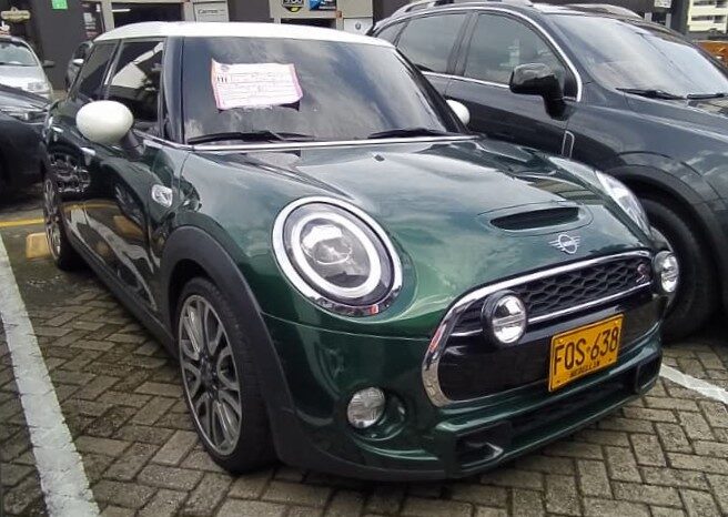 Mini Cooper 2019 F55 S lleno