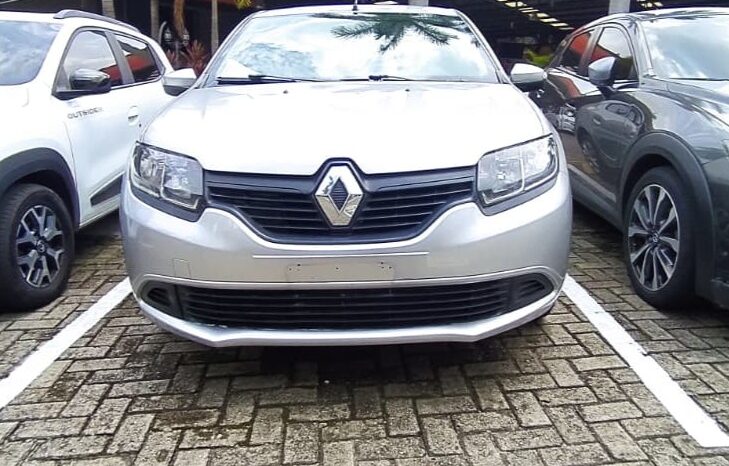 Renault Logan 2014 lleno