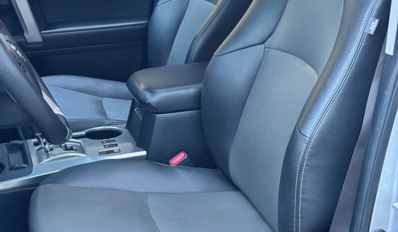 Toyota 4runner 2018 SR5 lleno