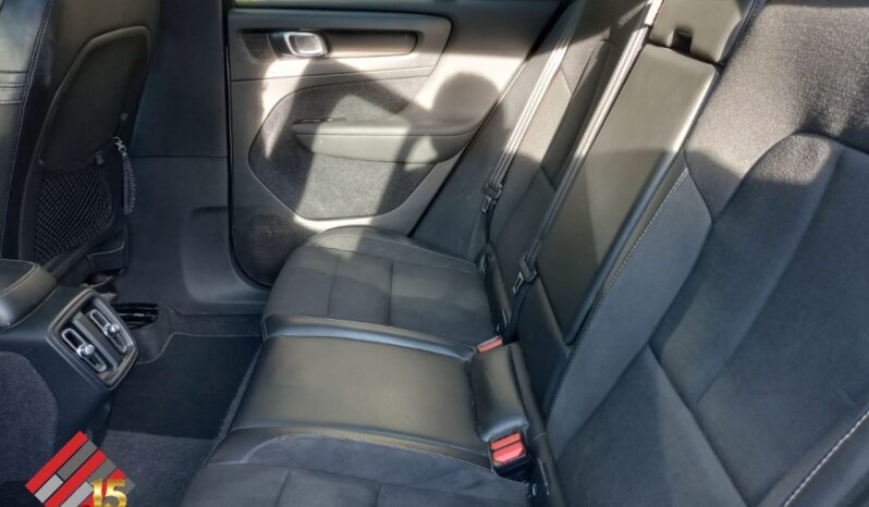 Volvo xc40 2020 T4 FWD Momentum lleno