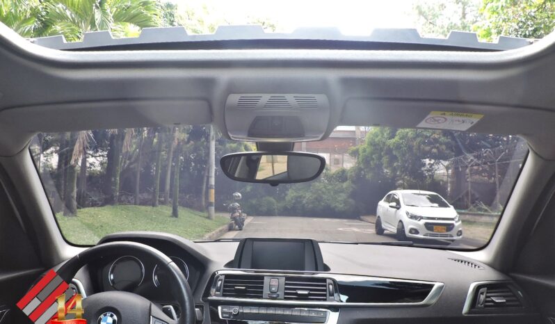 BMW 120i 2018 LCI COMFORT TP lleno