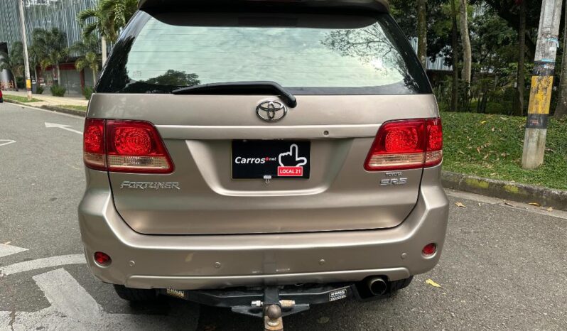 Toyota FORTUNER 4.0 SR5 2008 lleno