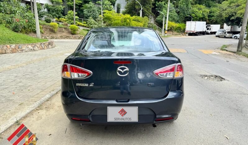 Mazda 2 2014 Sedan lleno