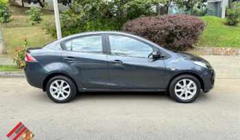 Mazda 2 2014 Sedan lleno