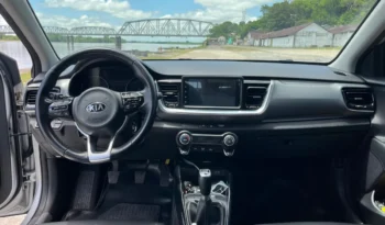 Kia Stonic 2022 Zenith lleno