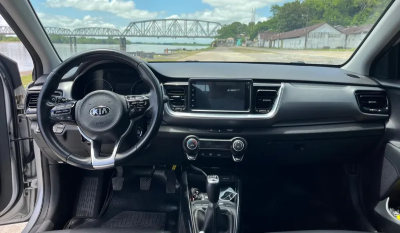Kia Stonic 2022 Zenith lleno