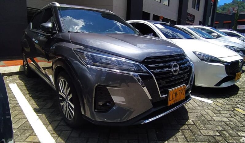 Nissan KICKS 2023 lleno