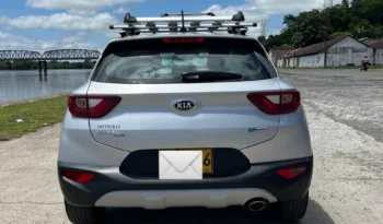 Kia Stonic 2022 Zenith lleno