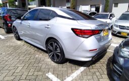 Nissan sentra 2024 SR
