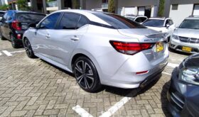 Nissan sentra 2024 SR
