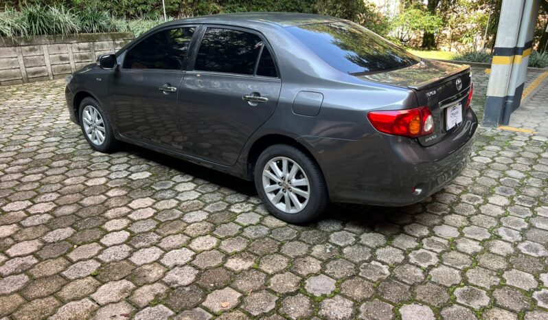 Toyota Corolla 2010 1800 lleno