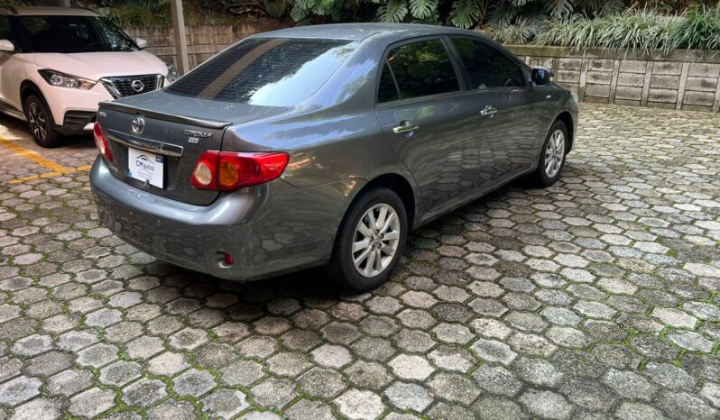 Toyota Corolla 2010 1800 lleno