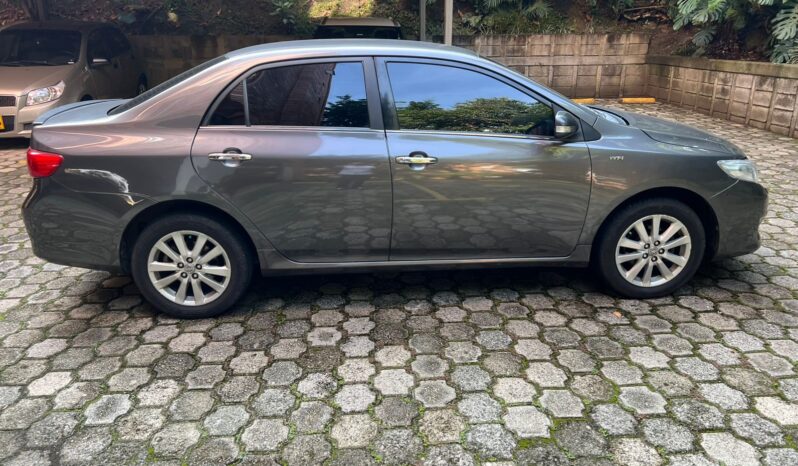 Toyota Corolla 2010 1800 lleno