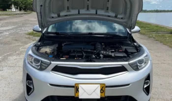 Kia Stonic 2022 Zenith lleno