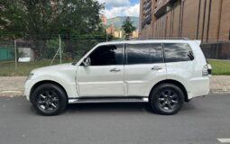 Mitsubishi MONTERO WAGON 2016