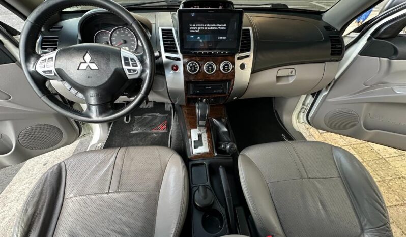 Mitsubishi Nativa 2015 3.2 DIESEL lleno