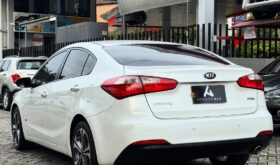 Kia Cerato Pro 2016 Summa