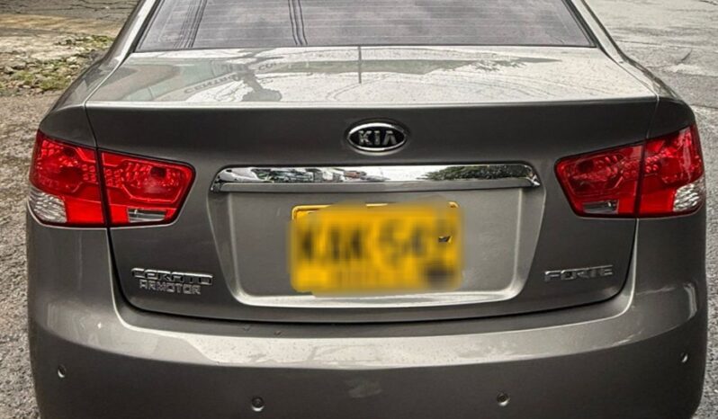 Kia Cerato 2013 lleno
