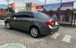 Toyota Corolla 2010 1800