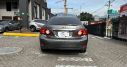 Toyota Corolla 2010 1800