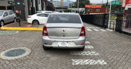 Renault Logan 2015 1.4 SEDAN