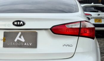 Kia Cerato Pro 2016 Summa lleno