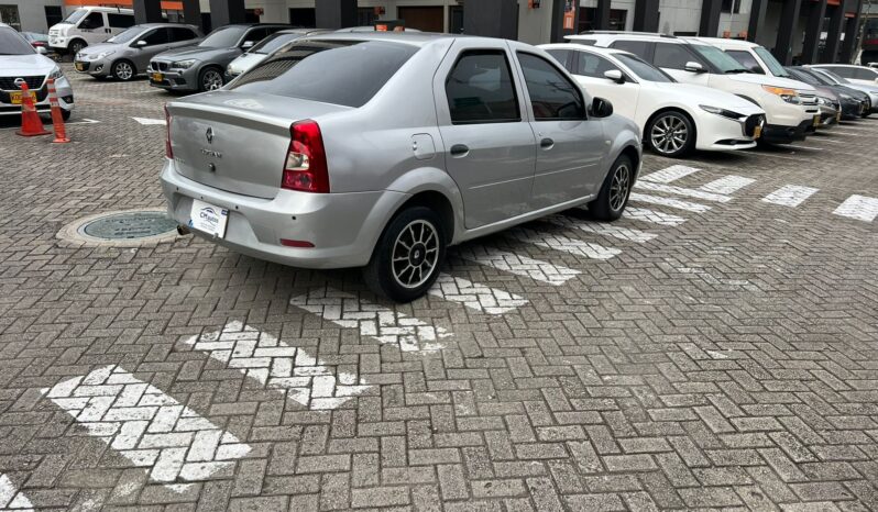 Renault Logan 2015 1.4 SEDAN lleno