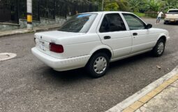 Nissan Sentra B13 2015 1.6