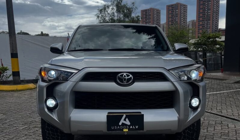 Toyota 4runner 2019 SR5 lleno